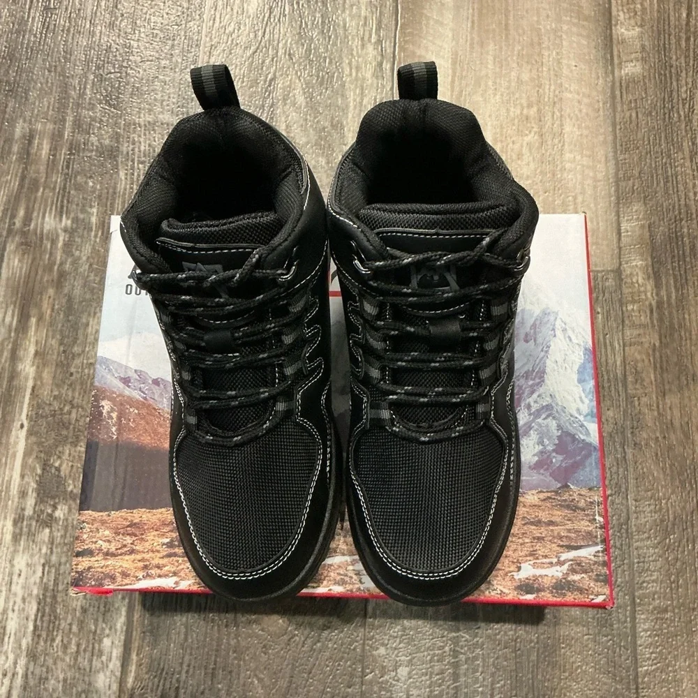 Avalanche Black Kid’s Outdoor Boots Size 2